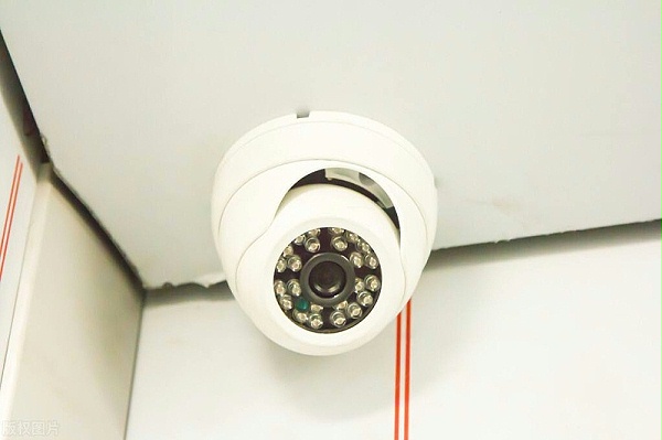 成都安防监控：电梯安装视频监控的作用
