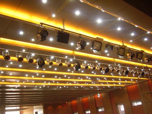 舞台灯光系统