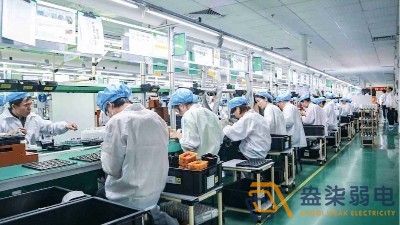 工厂参观通道怎么监控部署便宜？