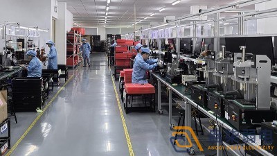 SMT车间线边物料配送AGV怎么选？